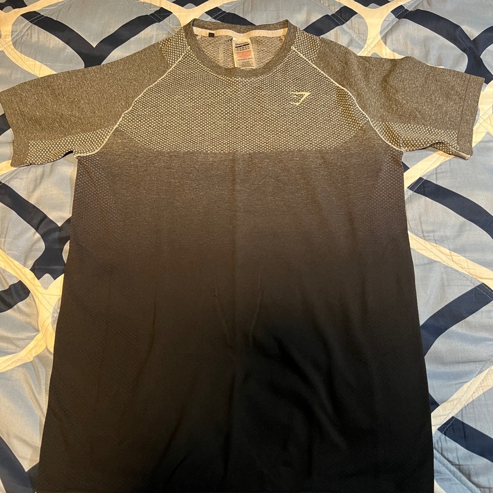 Gymshark Black and Gray Short Sleeve Tee